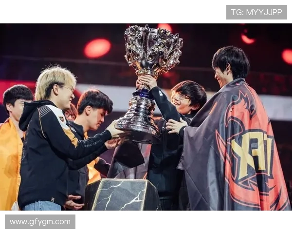 FPX战队强势领跑Major赛积分榜积分达到98分展现冠军实力